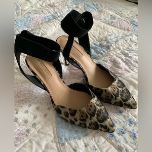 ANTONIO MELANI abstract Leopard-design Pumps size 7.5